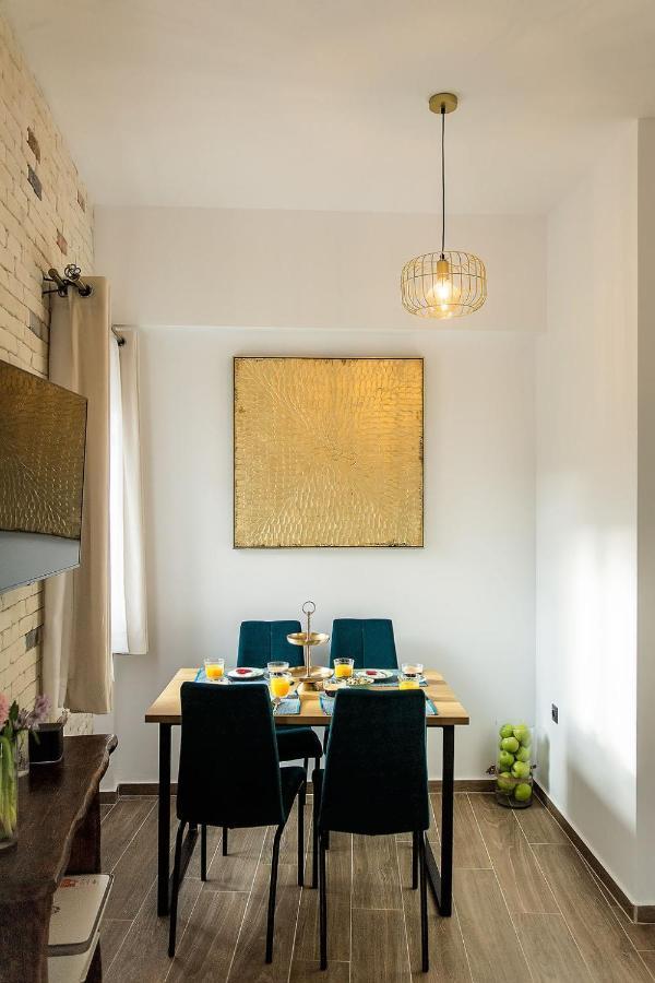 Deluxe Town Hall Square Flat In Historical Center 2 Apartment Corfu (city)